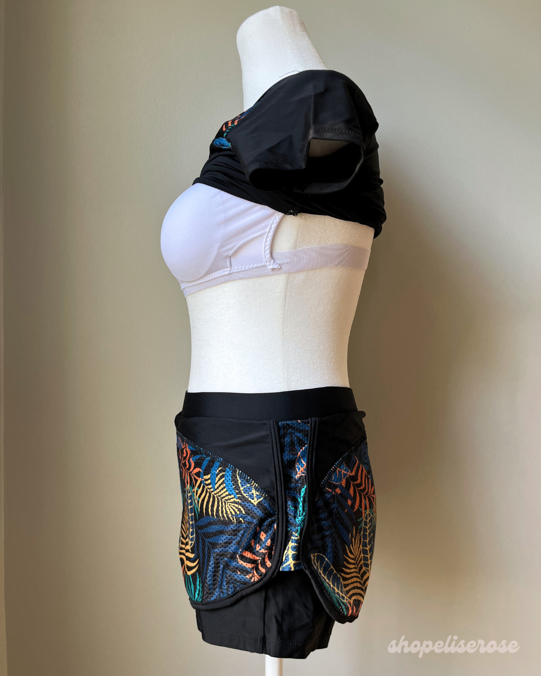 swim shirt with built in bra, shirt and shorts for swimming women, shirt for swimming, shirt to swim in for women, swimsuit t-shirt and shorts set for women, functional swim coverup set or beach swim shorts + swim top set, affordable, high quality, pretty, cute, for swimming teens, includes both shirt and shorts, modest