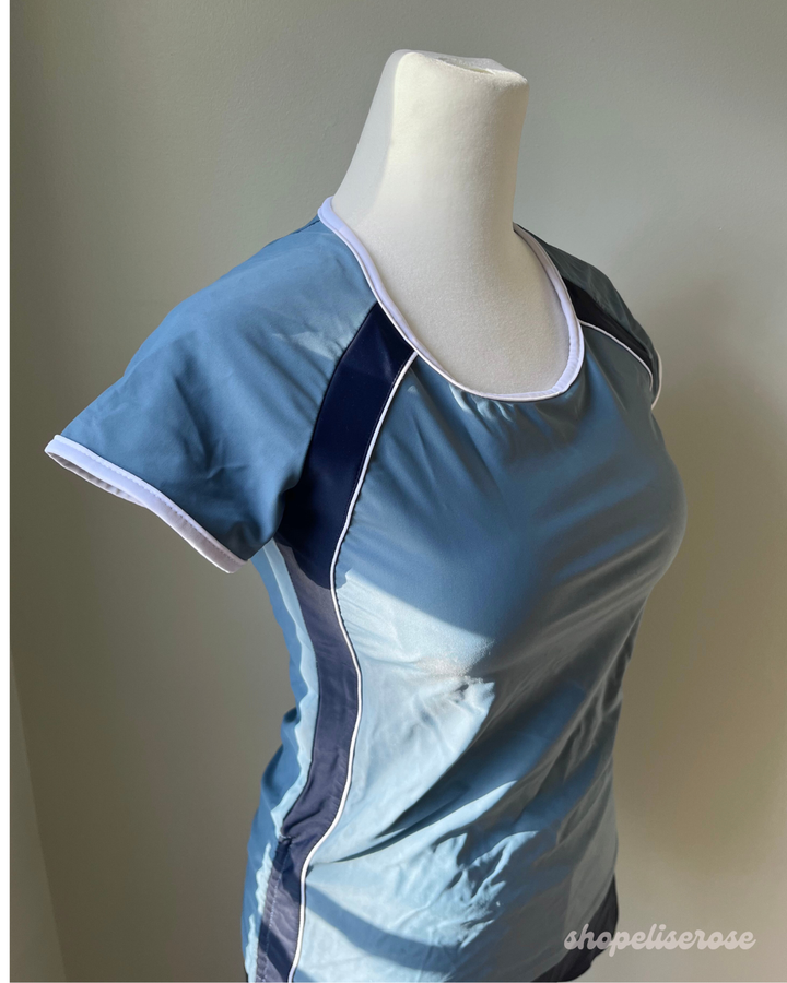  swim shirt with built in bra, shirt and shorts for swimming women, shirt for swimming, shirt to swim in for women, swimsuit t-shirt and shorts set for women, functional swim coverup set or beach swim shorts + swim top set, affordable, high quality, pretty, cute, for swimming teens, includes both shirt and shorts, modest